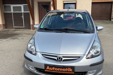 Honda Jazz 61.800 km 4.999 &euro; Oelsnitz i.E. 09376