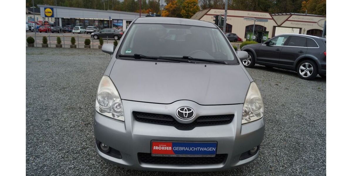 Toyota Corolla Verso 144.000 km 5.690 € Chemnitz 09116