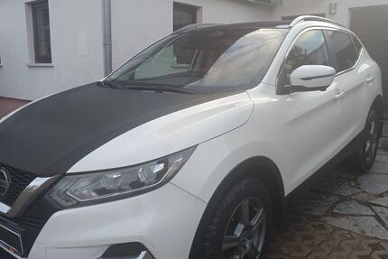 Nissan Qashqai 37.600 km 15.990 &euro; Callenberg 09337