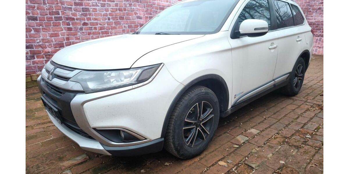 Mitsubishi Outlander 307.000 km 8.390 € Chemnitz 09116