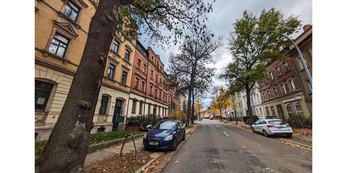 Dachgeschoßwohnung Chemnitz Ebersdorf - 1 Zimmer, 33 m&sup2;, 200&euro; | Angebot:26321895