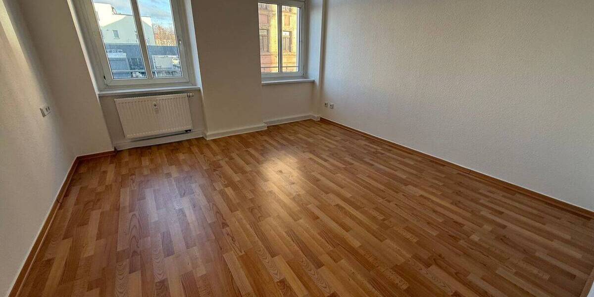 Zimmer Chemnitz Sonnenberg - 3 Zimmer, 70 m&sup2;, 350&euro; | Angebot:26243666