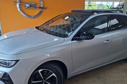 Opel Astra 18.200 km 19.890 &euro; Altmittweida 09648