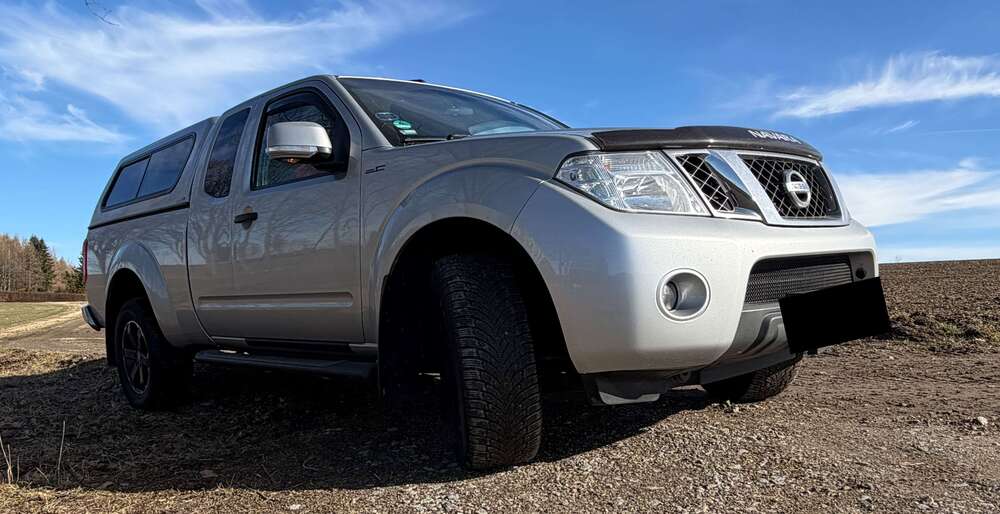 Nissan Navara 105.300 km 20.499 &euro; Elterlein, Stadt 09481