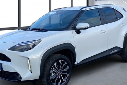 Toyota Yaris Cross 3.831 km 24.950 € Stollberg 09366