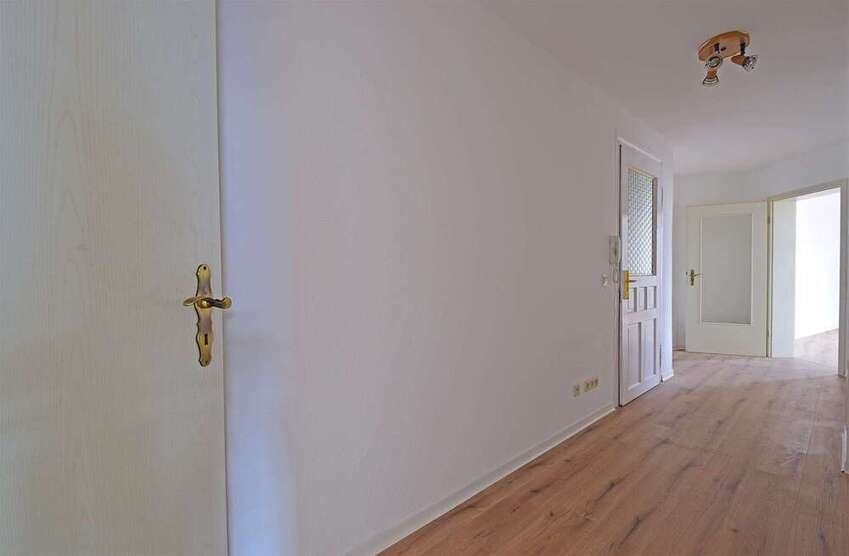 Wohnung zum Mieten in Zwönitz 490 € 88 m²