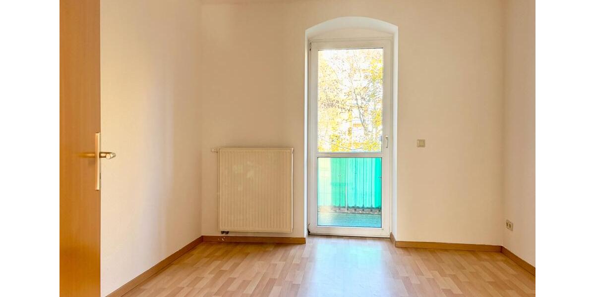 Etagenwohnung Chemnitz Ebersdorf - 3 Zimmer, 63 m&sup2;, 350&euro; | Angebot:25363725