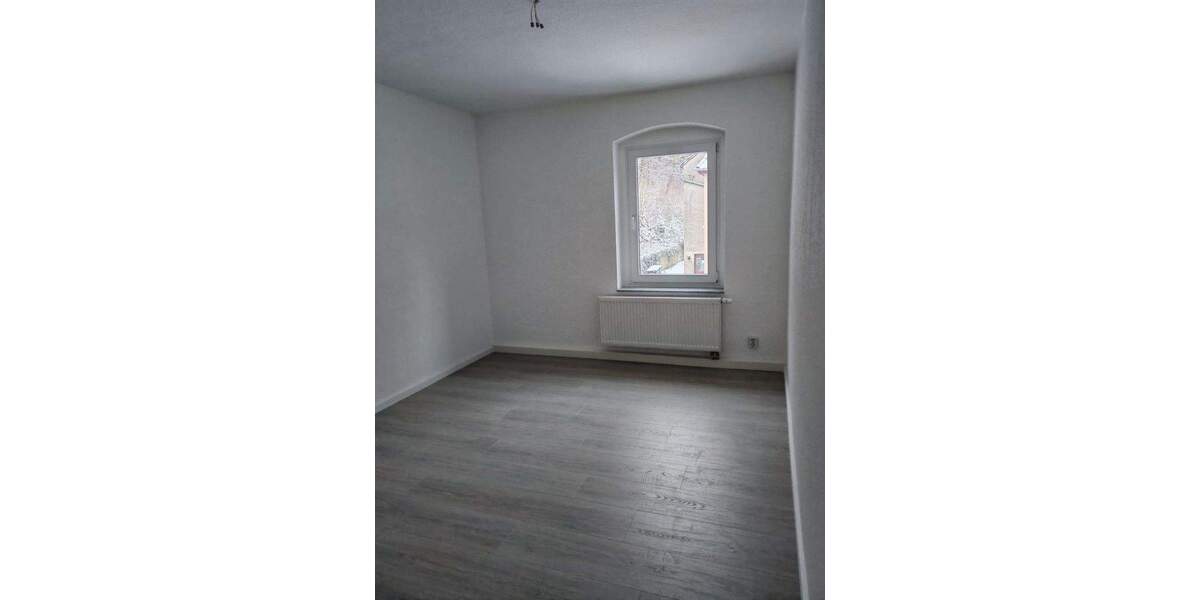 Etagenwohnung Oederan Lößnitztal - 3 Zimmer, 80 m&sup2;, 480&euro; | Angebot:25805636