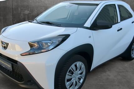 Toyota Aygo (X) 44.400 km 11.990 &euro; Chemnitz 09119
