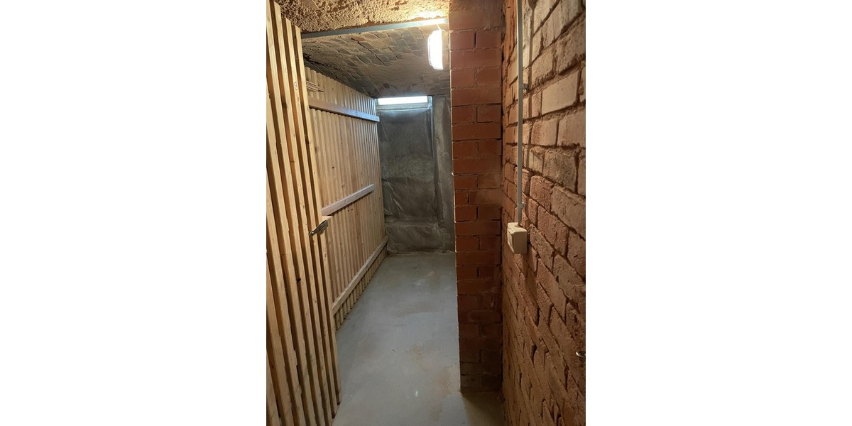 Kleine Wohnung mit großem Balkon zur Selbstnutzung gesucht? Ab sofort frei! 1.5 zimmer