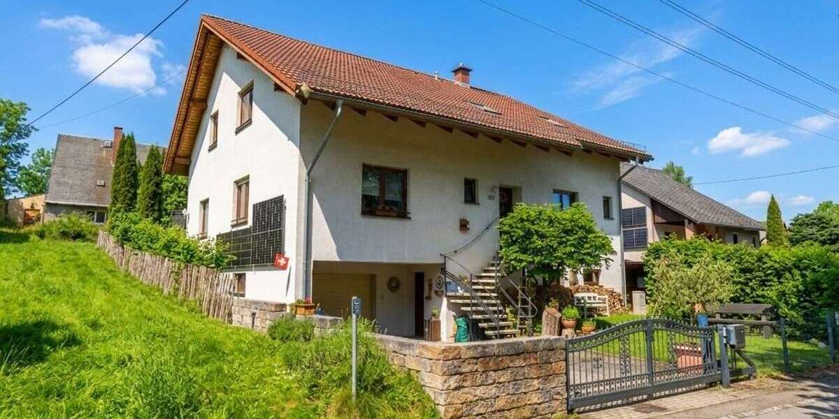 Einfamilienhaus Penig - 6 Zimmer, 242 m&sup2;, 425.000&euro; | Angebot:26092965
