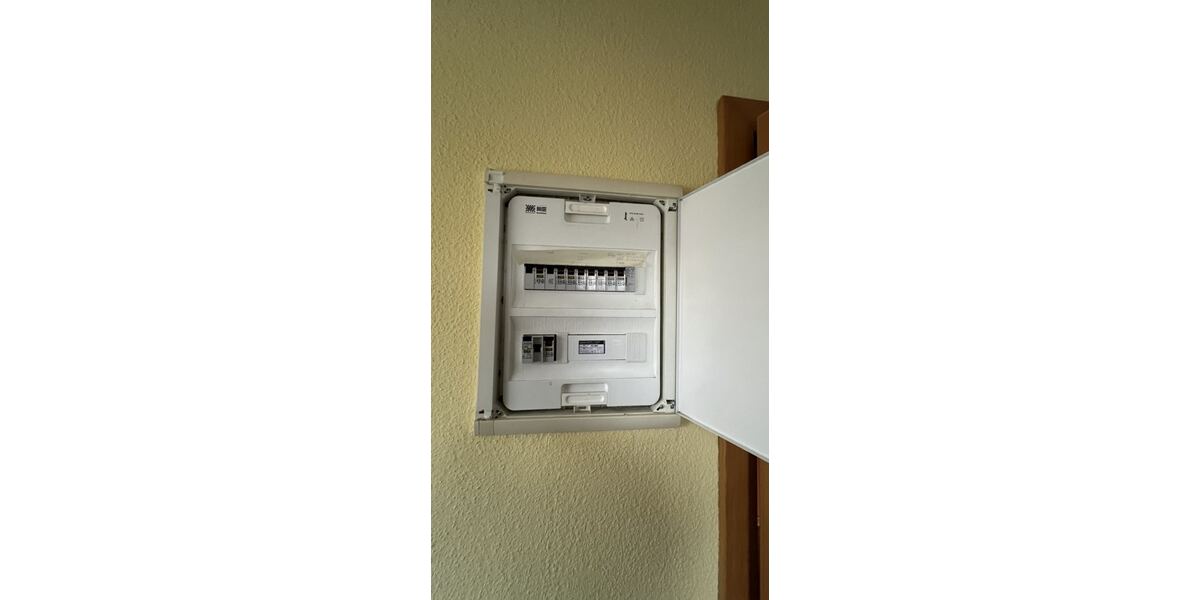 2 Wohnhäuser mit 3 Wohnungen plus 200m² Werkstatträumen bei Mittweida - Zweifamilienhaus Mittweida | Angebot:26000074