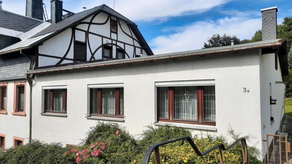 Einfamilienhaus Zwönitz - 4 Zimmer, 90 m&sup2;, 140.000&euro; | Angebot:25475864