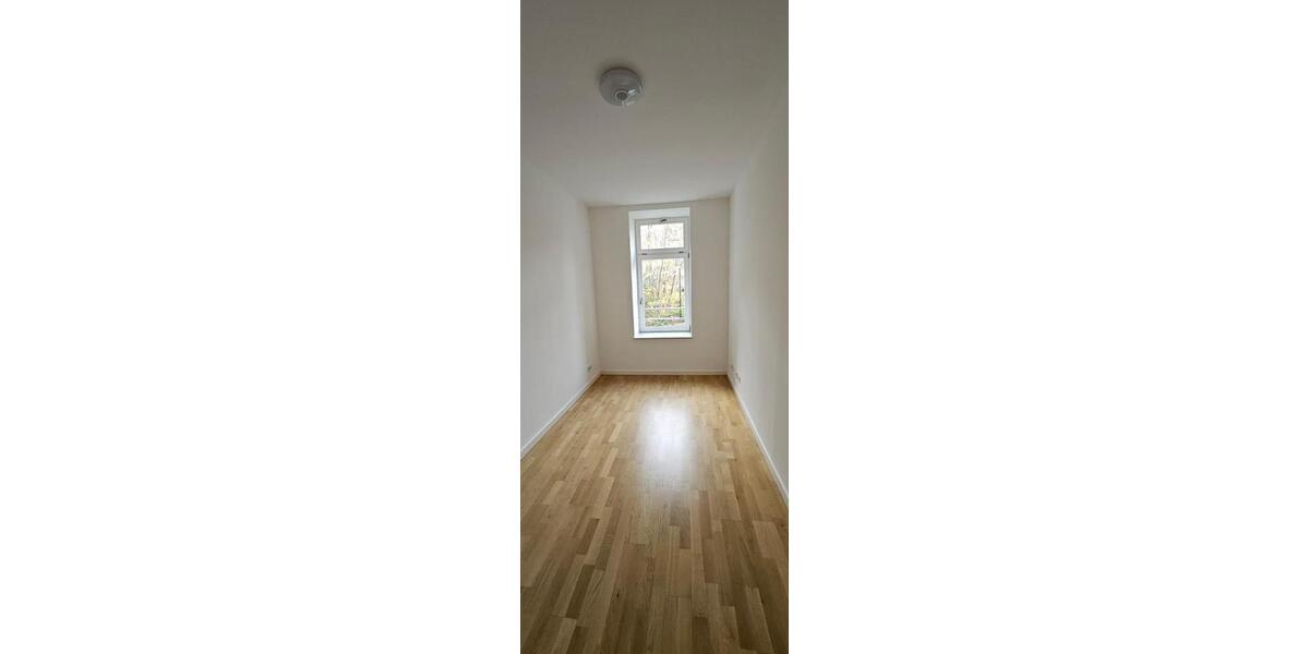 Etagenwohnung Chemnitz Hilbersdorf - 4 Zimmer, 100 m&sup2;, 650&euro; | Angebot:23557051