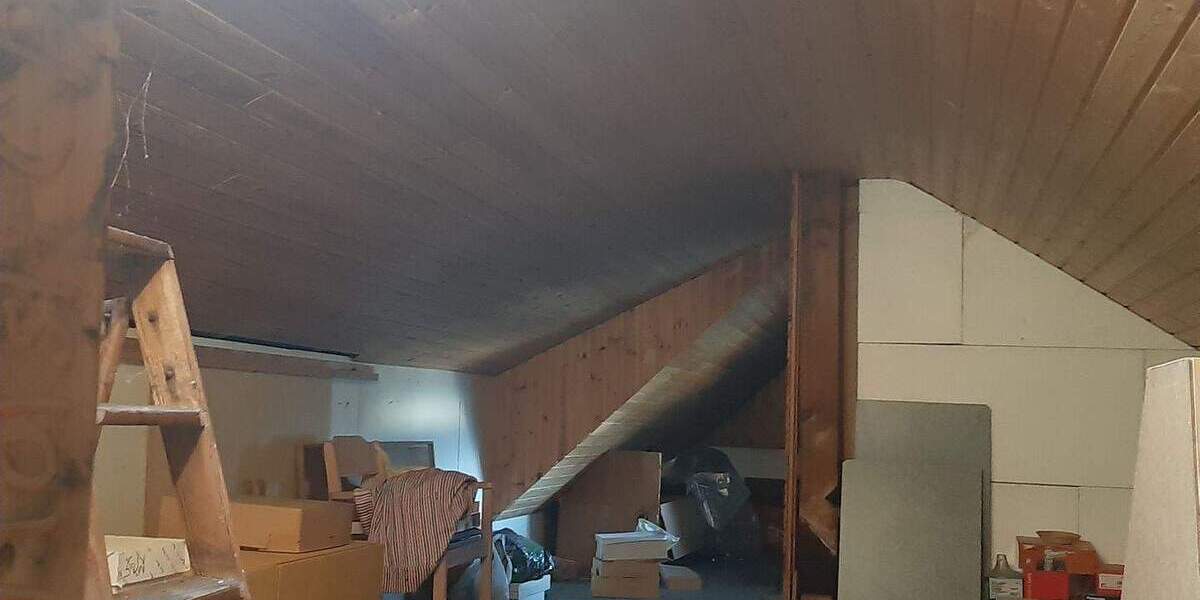 Einfamilienhaus Penig - 6 Zimmer, 220 m&sup2;, 380.000&euro; | Angebot:25799860