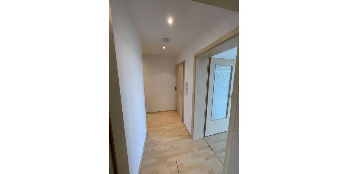 Etagenwohnung Chemnitz Gablenz - 2 Zimmer, 47 m&sup2;, 305&euro; | Angebot:26487718