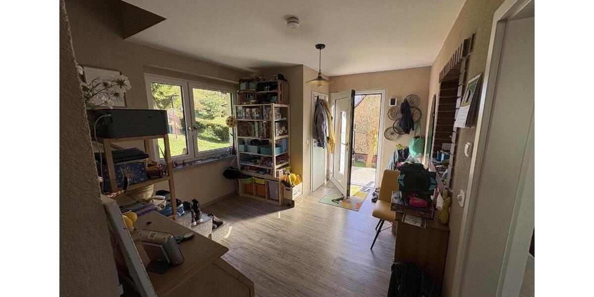 Einfamilienhaus Hohenstein-Ernstthal Ernstthal - 8 Zimmer, 120 m&sup2;, 420.000&euro; | Angebot:27132700