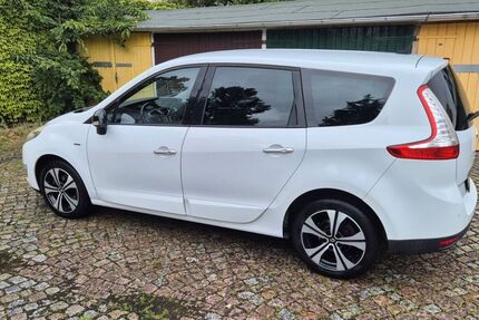 Renault Scenic 144.500 km 4.200 &euro; Chemnitz 09120