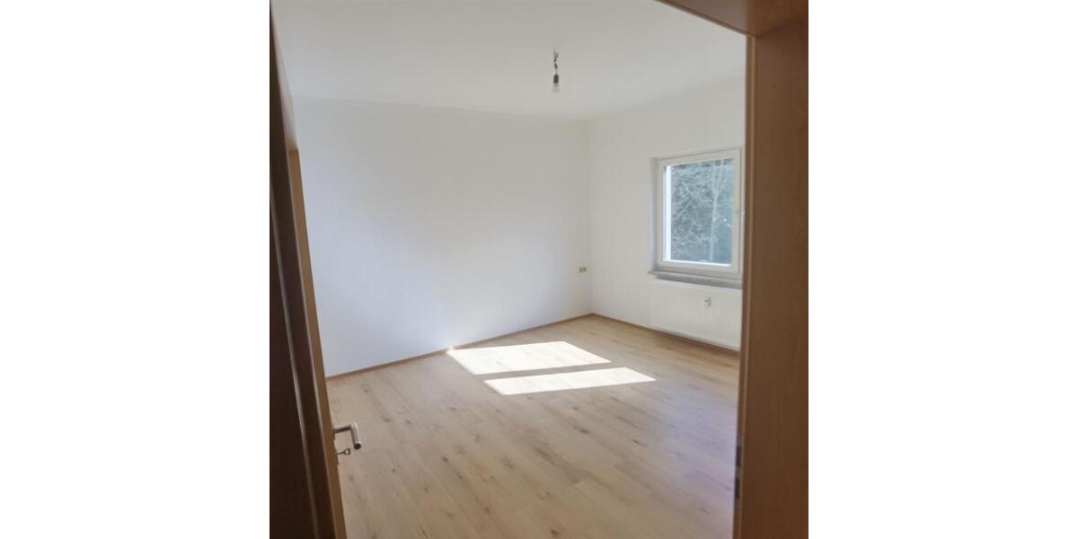 Etagenwohnung Brand-Erbisdorf Erbisdorf - 6 Zimmer, 142 m&sup2;, 780&euro; | Angebot:25918840