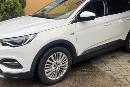 Opel Grandland (X) 58.950 km 17.950 € Mittweida 09648