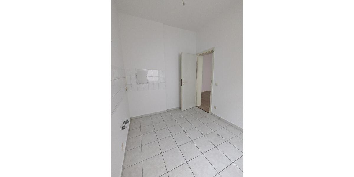 Erdgeschoßwohnung Chemnitz Altendorf - 1 Zimmer, 54 m&sup2;, 310&euro; | Angebot:25447492