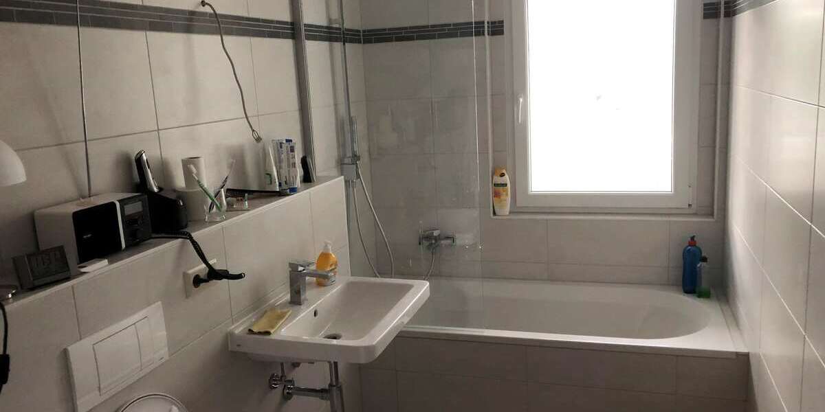 4- Zimmer Wohnung im 1.OG 4 zimmer