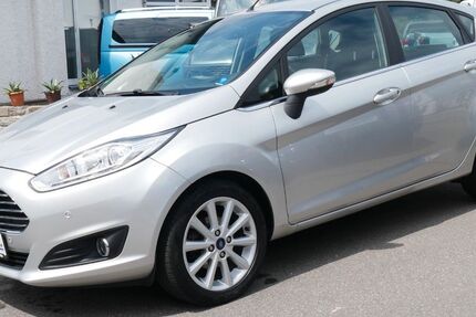 Ford Fiesta 62.700 km 9.455 &euro; Marienberg 09496