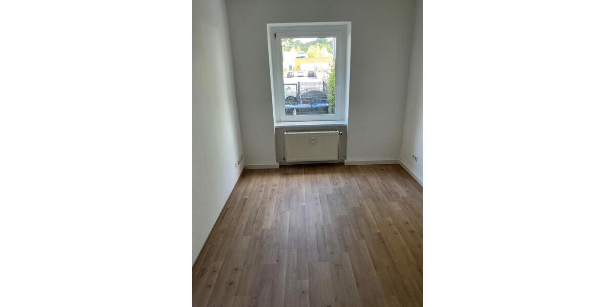 Hochparterre Chemnitz Altendorf - 3 Zimmer, 59 m&sup2;, 437&euro; | Angebot:26462317