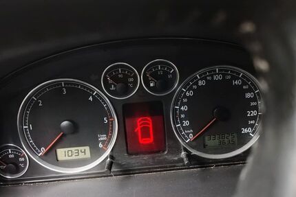VW Sharan 334.105 km 2.500 &euro; Oberschöna 09600
