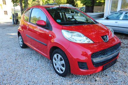 Peugeot 107 90.000 km 2.400 &euro; Chemnitz 09114