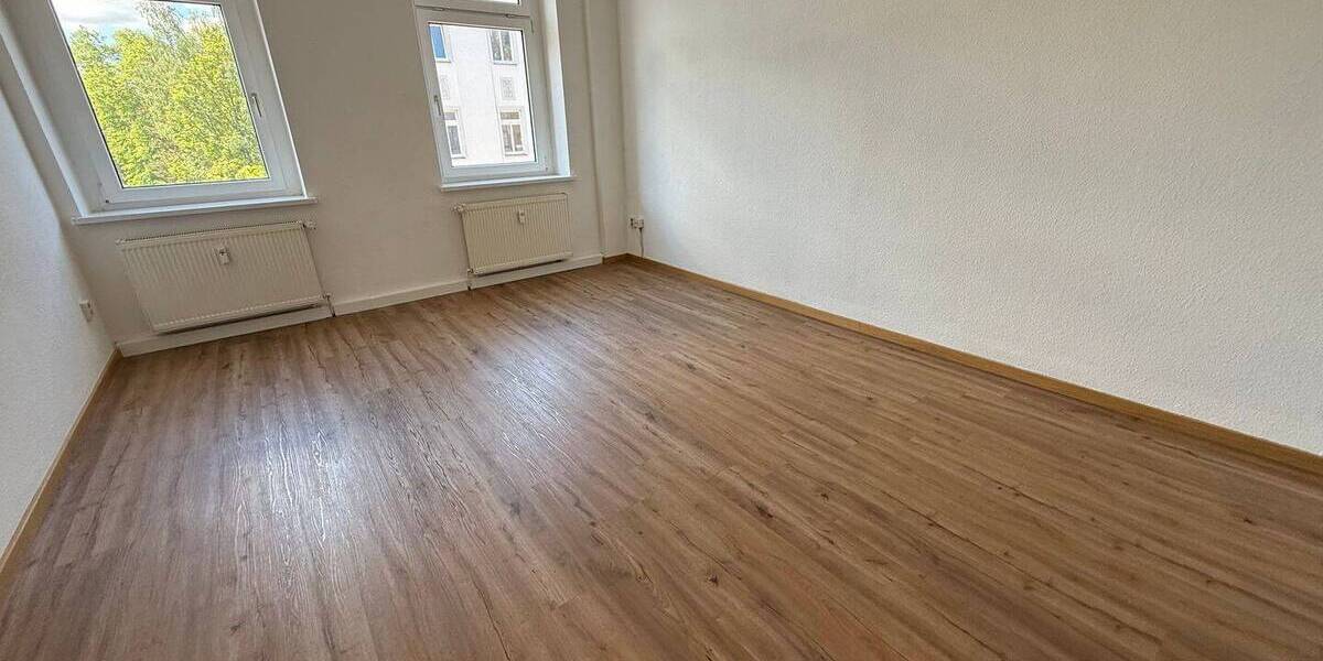 Etagenwohnung Chemnitz Lutherviertel - 5 Zimmer, 141 m&sup2;, 990&euro; | Angebot:26672704