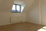 Dachgeschoßwohnung Chemnitz Bernsdorf - 3 Zimmer, 67 m&sup2;, 69.000&euro; | Angebot:25218828
