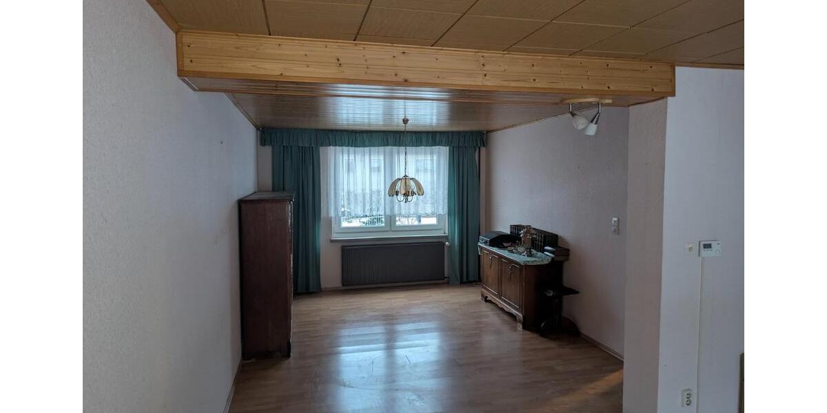 Doppelhaushälfte Hohenstein-Ernstthal Ernstthal - 3 Zimmer, 107 m&sup2;, 130.000&euro; | Angebot:25208181