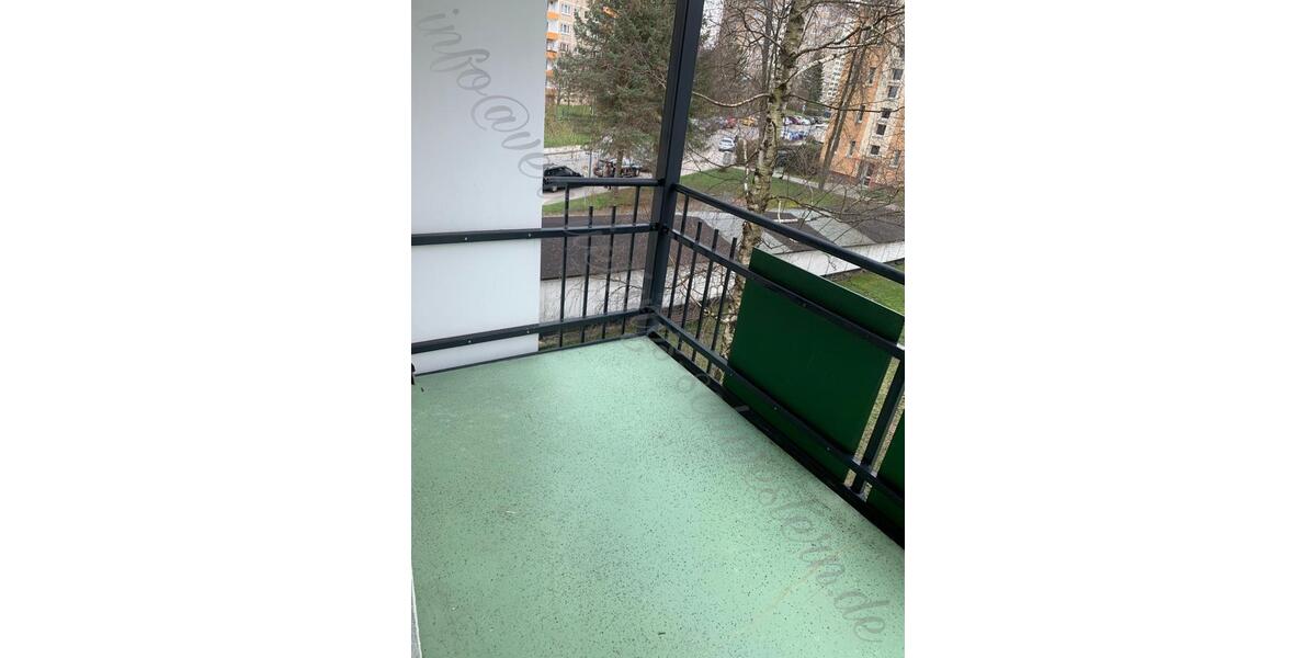 Etagenwohnung Chemnitz Adelsberg - 5 Zimmer, 106 m&sup2;, 655&euro; | Angebot:24628645