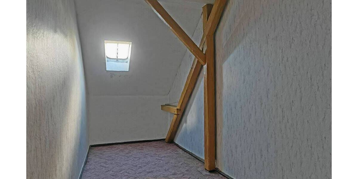 Reihenmittelhaus Frankenberg - 6 Zimmer, 252 m&sup2;, 189.900&euro; | Angebot:25689464