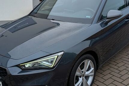 Seat Leon 110.850 km 17.290 &euro; Chemnitz 09130