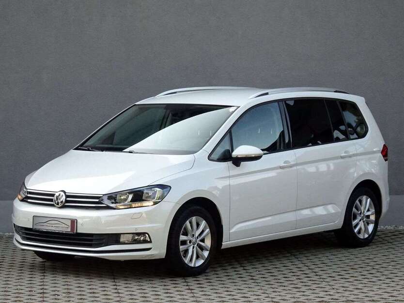 VW Touran 67.280 km 17.980 € Burgstädt 09217