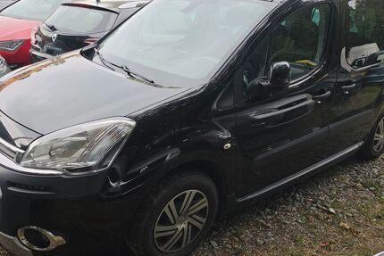 Citroen Berlingo 154.497 km 6.290 &euro; Chemnitz 09114
