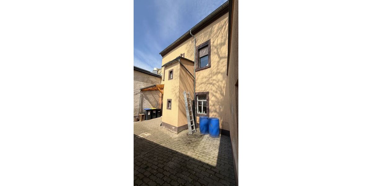 Wohnen und Arbeiten unter einem Dach – Renditestarkes Stadthaus in Geringswalde - Mehrfamilienhaus, Wohnhaus Geringswalde | Angebot:26943688