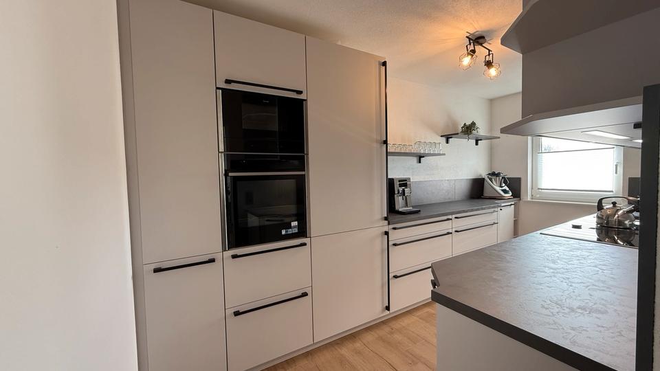 Etagenwohnung Oelsnitz (Erzgebirge) - 3 Zimmer, 68 m&sup2;, 165.000&euro; | Angebot:24836998