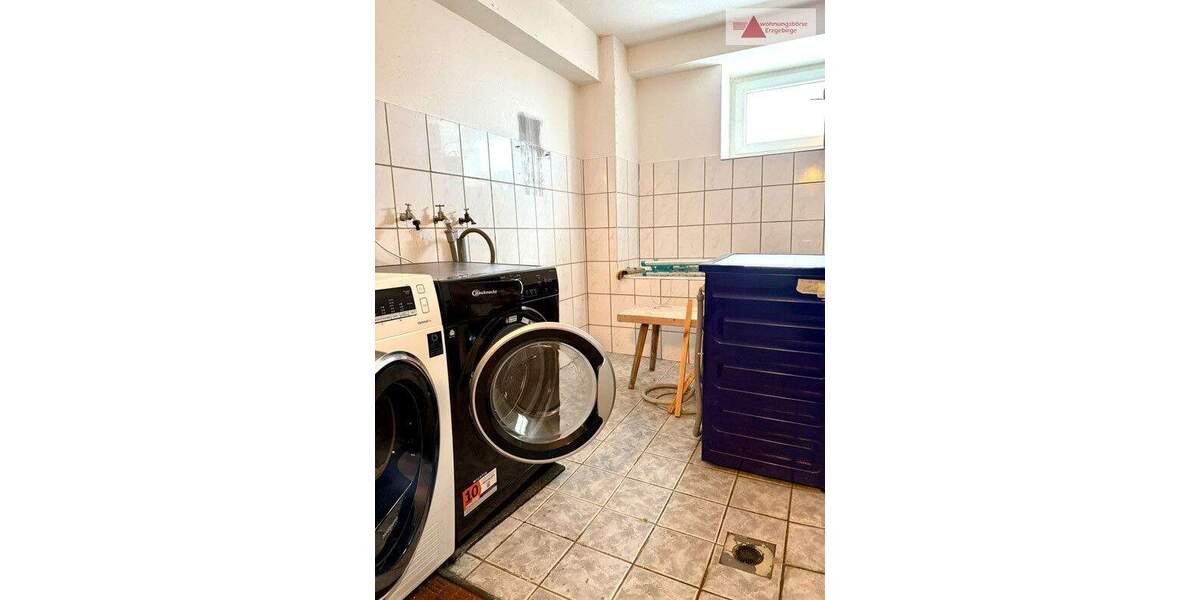 Einfamilienhaus Wiesa / Neundorf Neundorf - 7 Zimmer, 150 m&sup2;, 66.000&euro; | Angebot:25779071