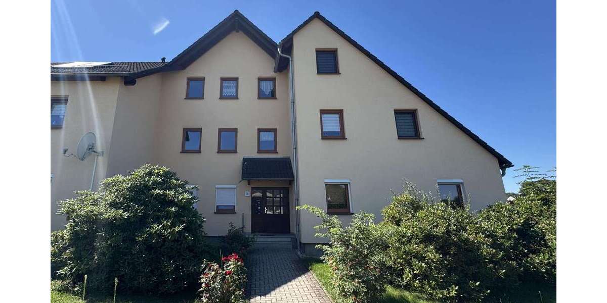 Wohnung zum Kaufen in Oelsnitz 75.000 € 67 m² 2 zimmer