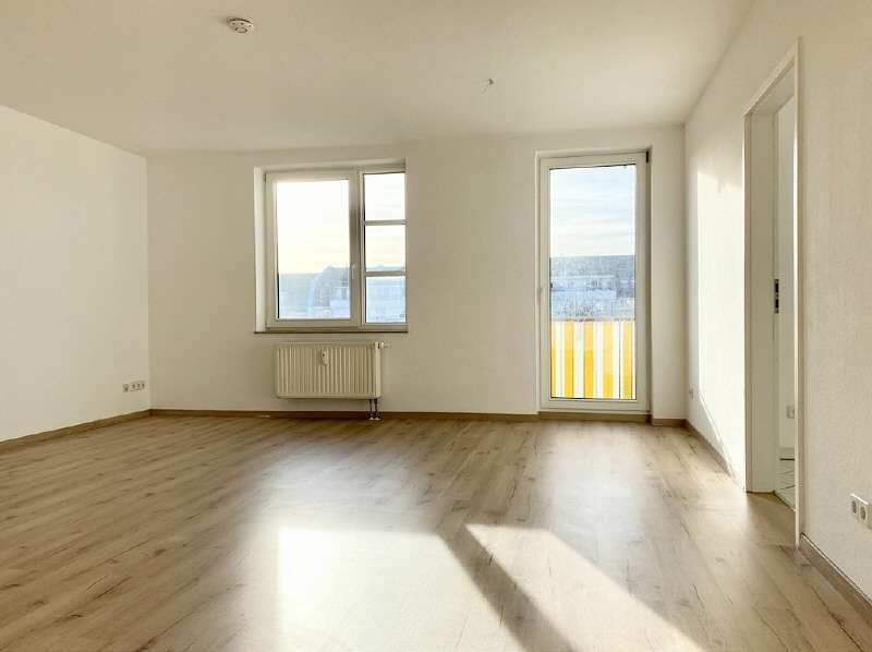 Wohnung zum Mieten in Chemnitz 305 € 49.8 m²