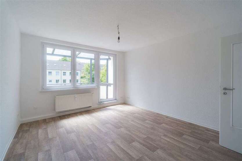 Wohnung zum Mieten in Chemnitz 372 € 61.02 m²