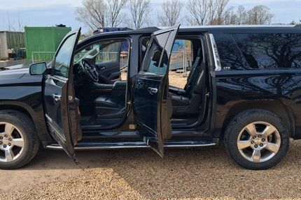 Chevrolet Suburban 46.400 km 39.500 &euro; Geithain 04643