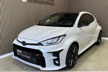 Toyota Yaris 7.050 km 36.999 &euro; Chemnitz 09125