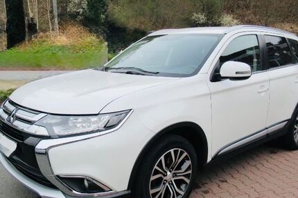 Mitsubishi Outlander 83.000 km 17.250 € Lößnitz 08294