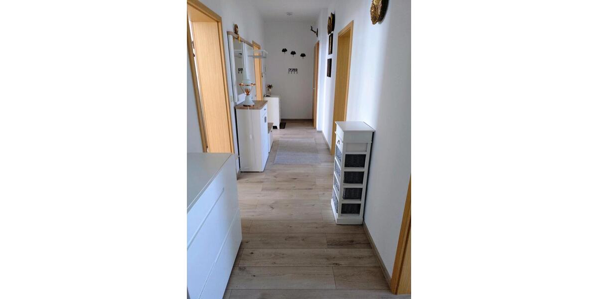 Etagenwohnung Chemnitz Ebersdorf - 2 Zimmer, 70 m&sup2;, 77.000&euro; | Angebot:27222696