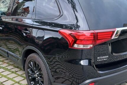 Mitsubishi Outlander 110.000 km 16.000 &euro; Hohenstein 01848