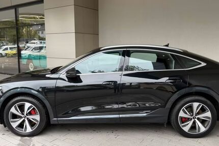 Audi Q8 e-tron 20.000 km 42.995 &euro; Chemnitz 09114